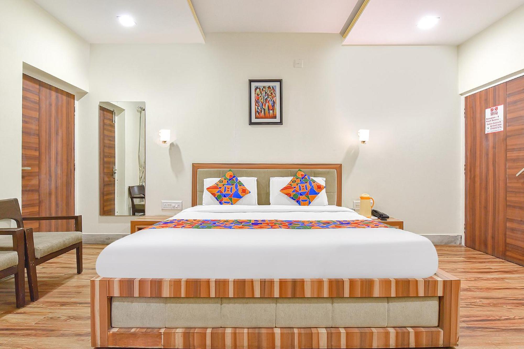 Collection O Royal Icon Hotel Udaipur Kültér fotó